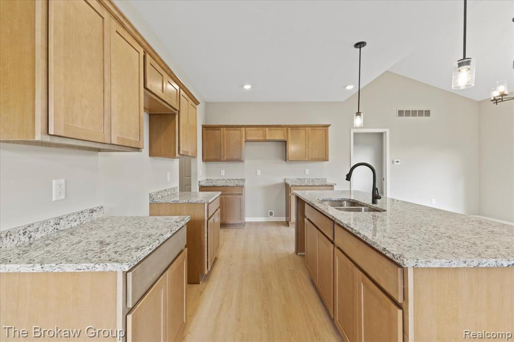 1439 Lincoln Street Property Photo 13