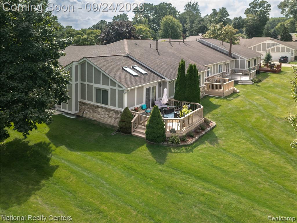 42186 Blossom Lane Property Photo 1