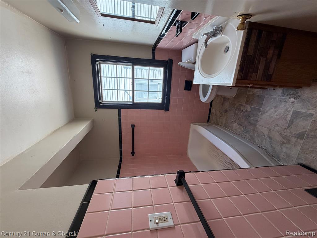 7612 Hazelton Street Property Photo 8