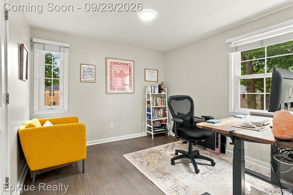 706 Graefield Court Property Photo 13