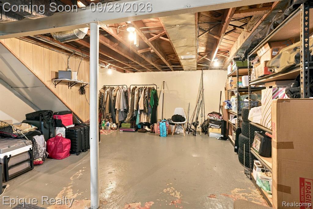 706 Graefield Court Property Photo 19