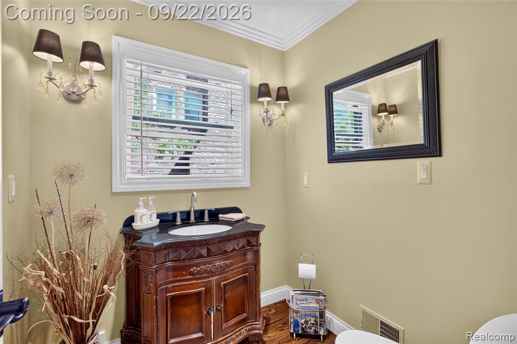 20645 Vernier Circle Property Photo 10