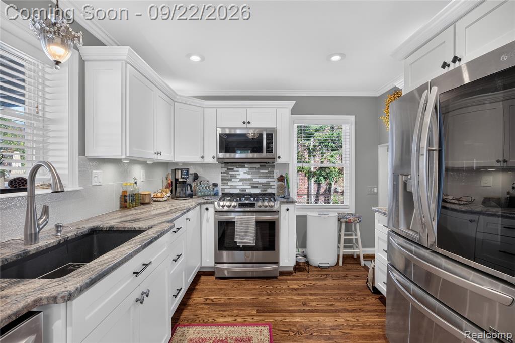 20645 Vernier Circle Property Photo 14