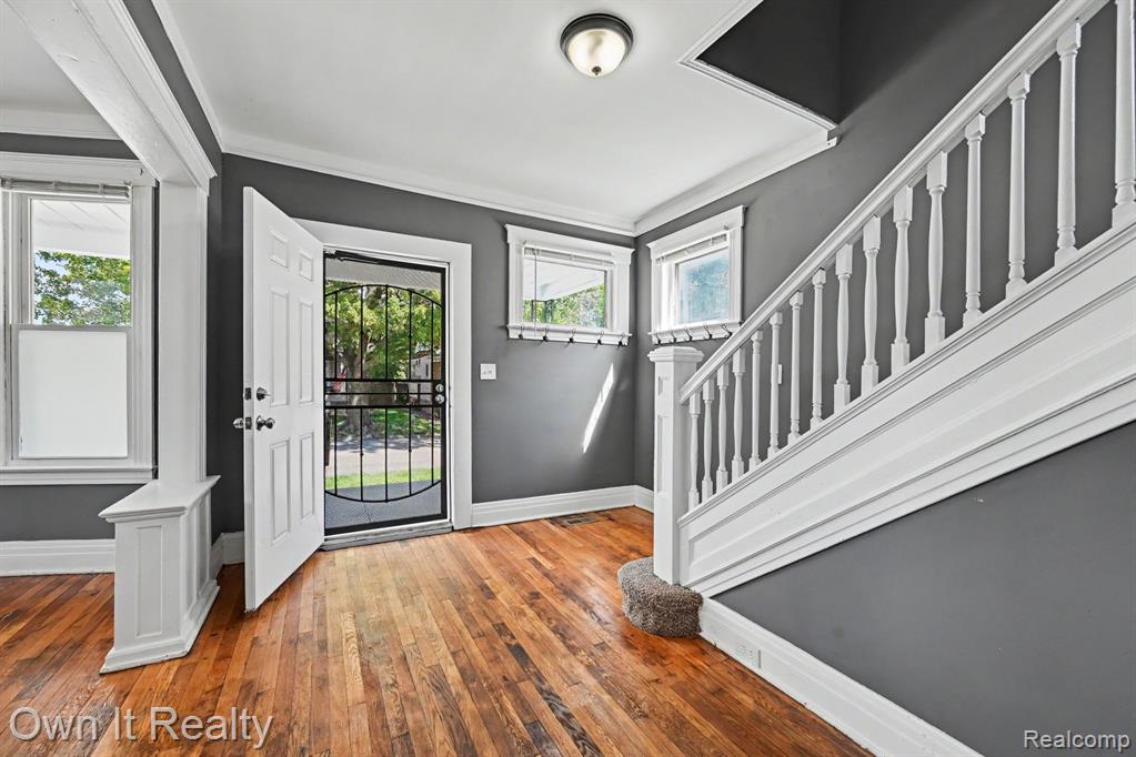 44 Maple Street Property Photo 3