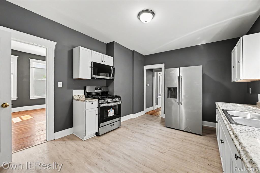44 Maple Street Property Photo 10