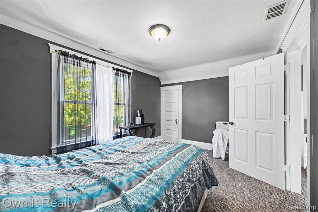 44 Maple Street Property Photo 15