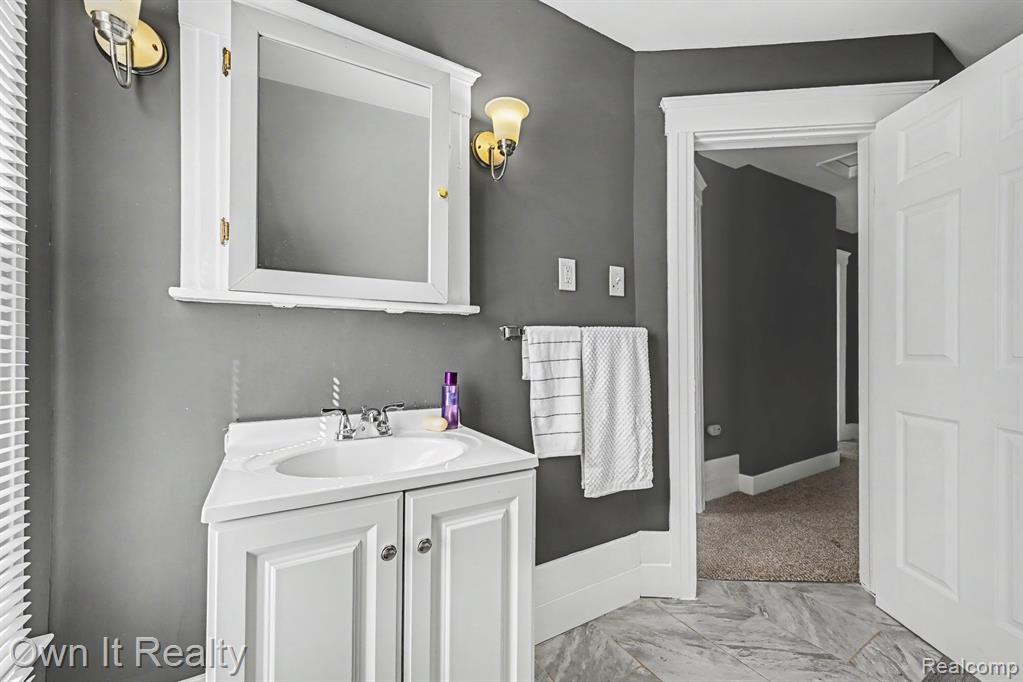 44 Maple Street Property Photo 21