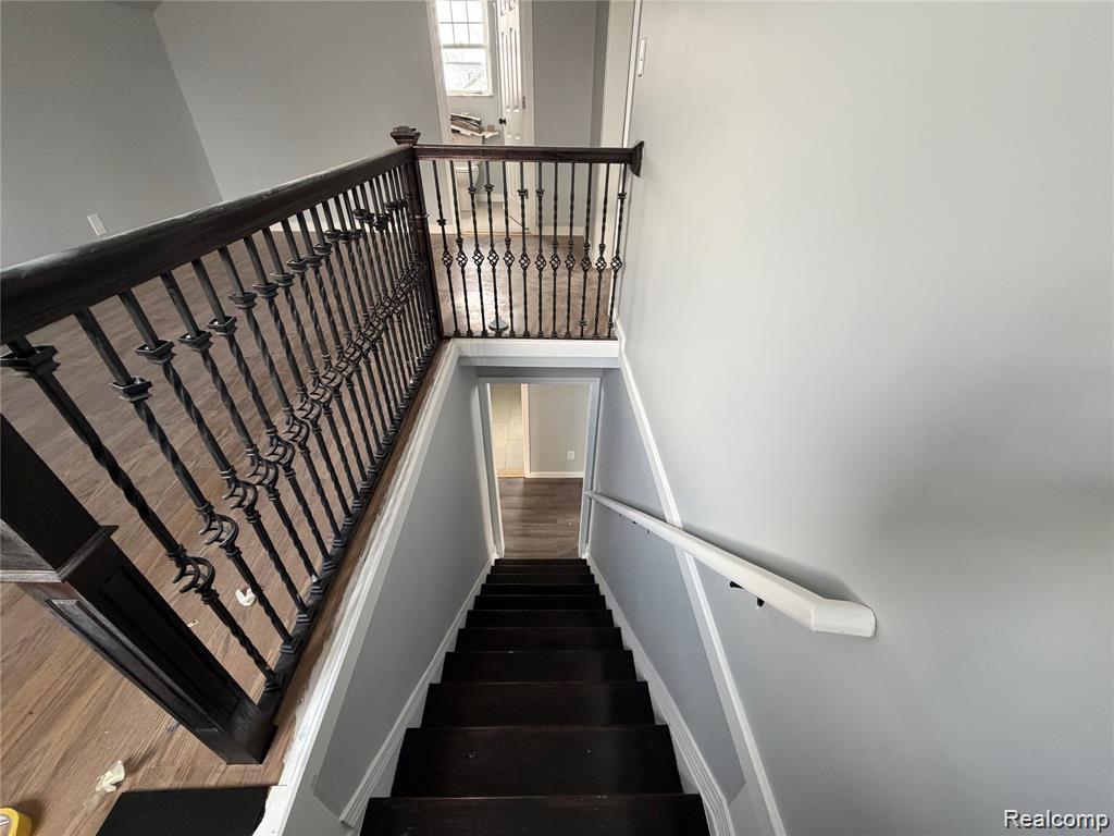19329 Asbury Park Property Photo 7