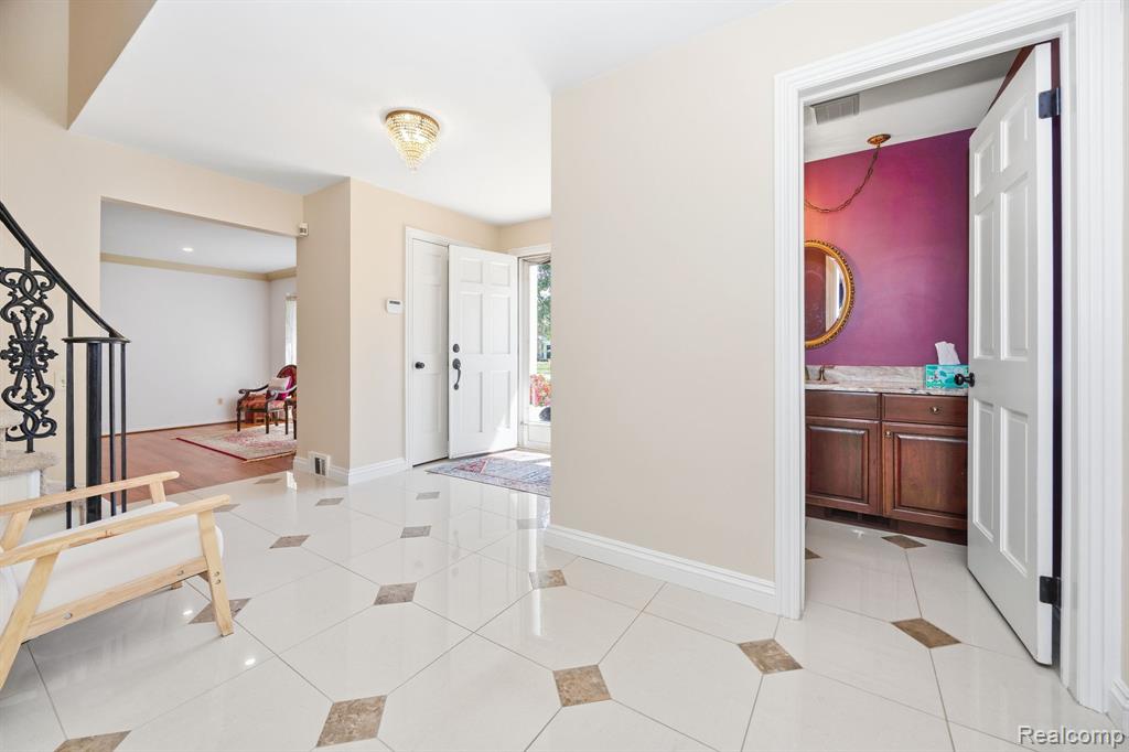 60 Stillmeadow Lane Property Photo 25