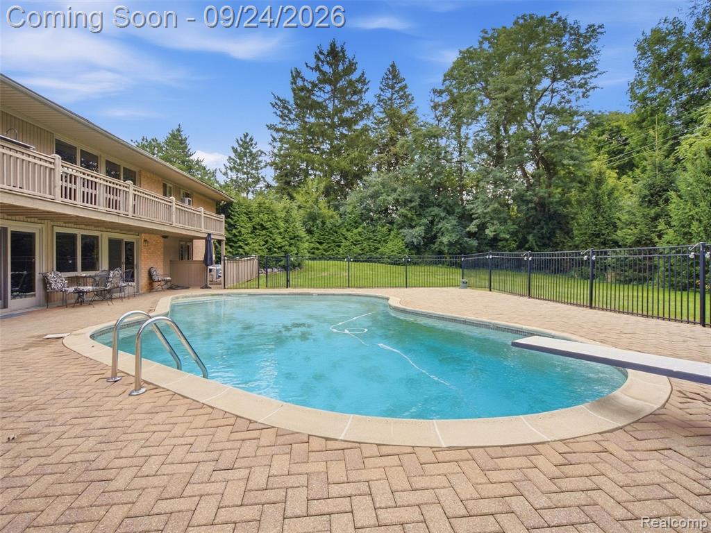 4430 Queens Way Property Photo 44