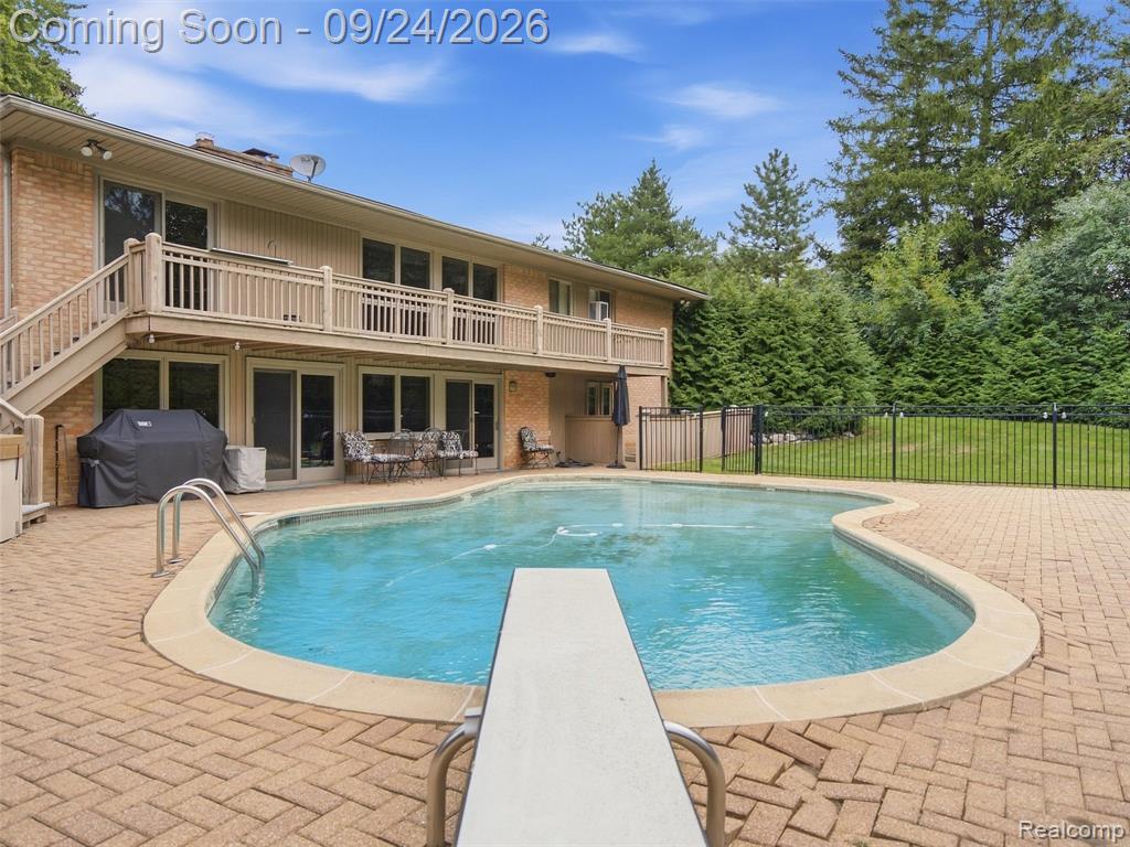 4430 Queens Way Property Photo 45