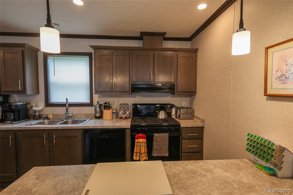 79 Woodridge Ct Property Photo 7