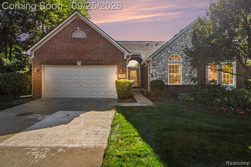 3806 Arbor Drive Property Photo 1
