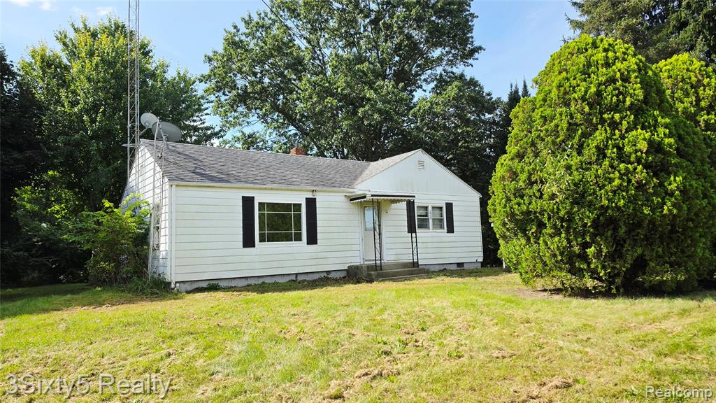2525 E Valley Road Property Photo 1