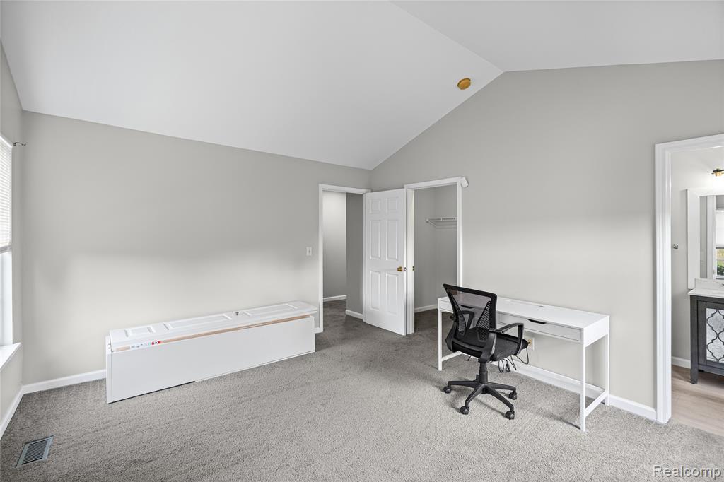 10207 Sunrise Drive Property Photo 16