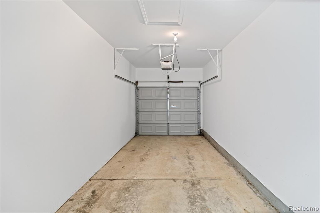 10207 Sunrise Drive Property Photo 29