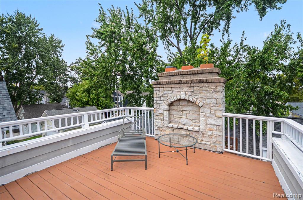 1389 Bird Avenue Property Photo 32
