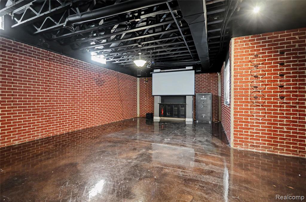 1389 Bird Avenue Property Photo 33