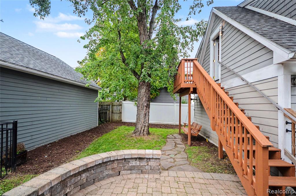 1389 Bird Avenue Property Photo 42