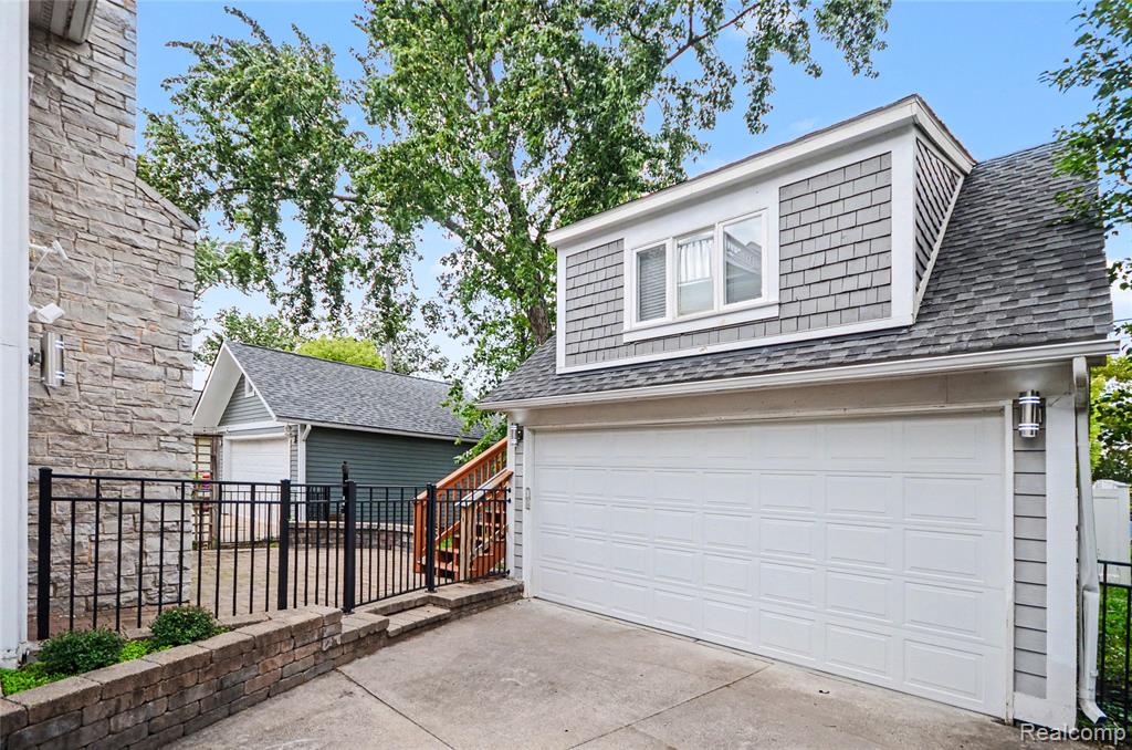 1389 Bird Avenue Property Photo 43