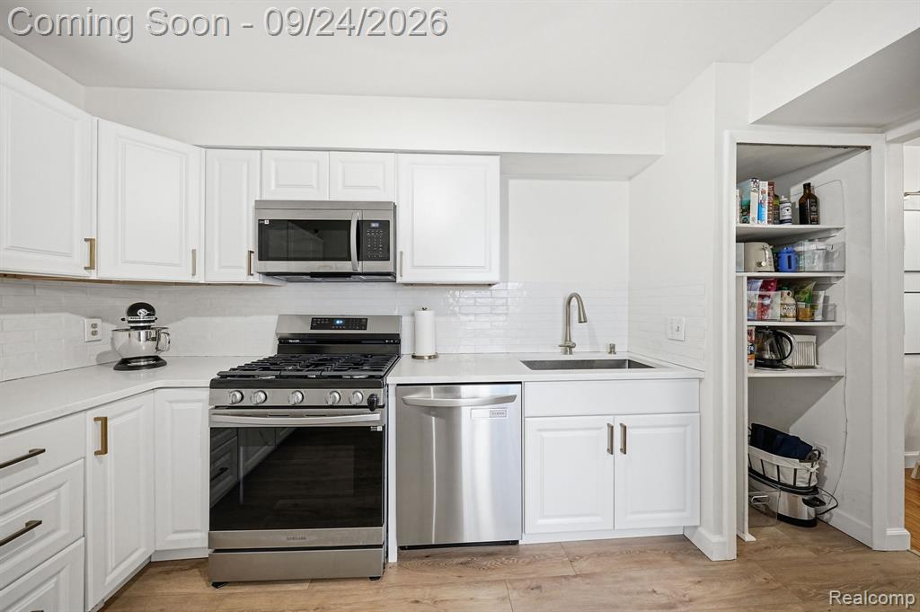 7306 Balsam Court Property Photo 11