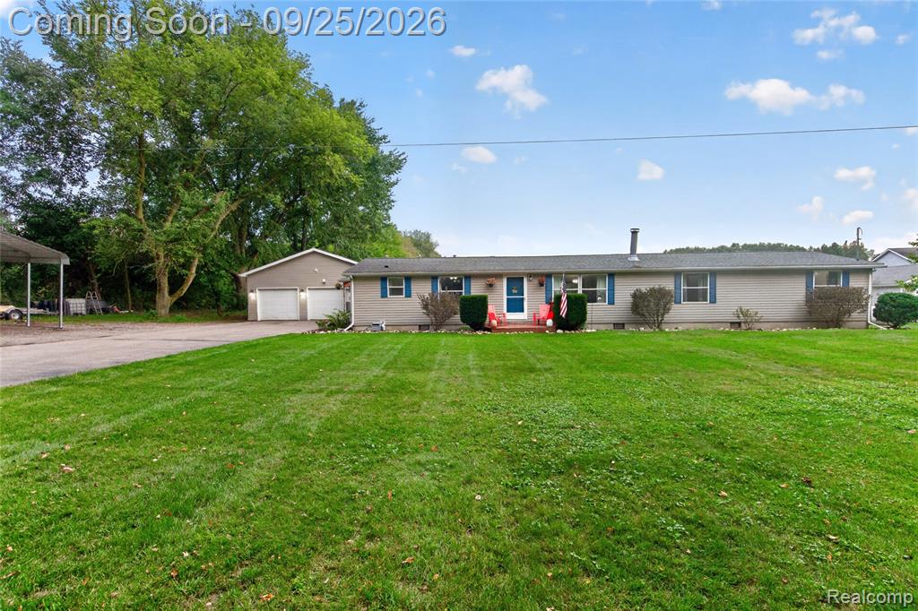7997 Folks Road Property Photo 4