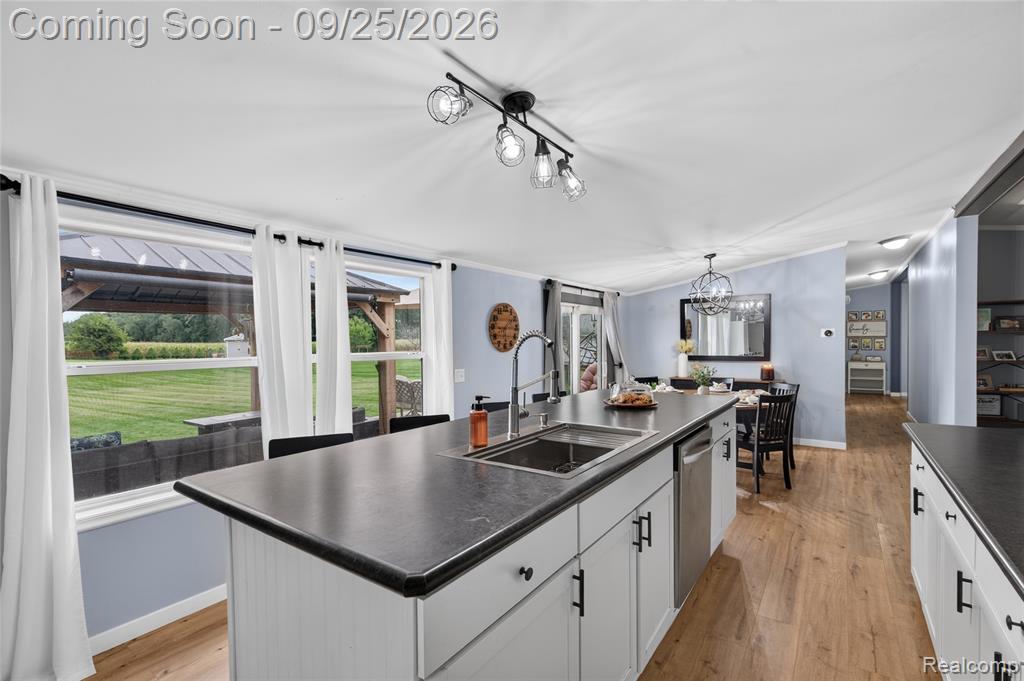 7997 Folks Road Property Photo 16