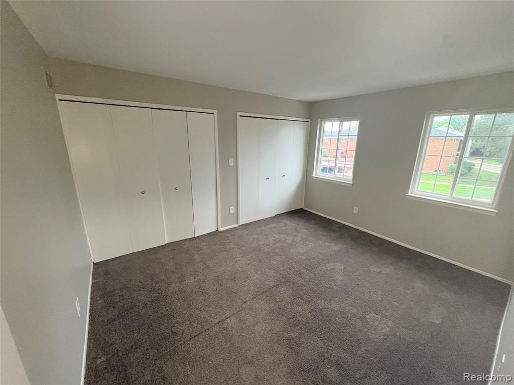 25364 Shiawassee Circle Property Photo 8