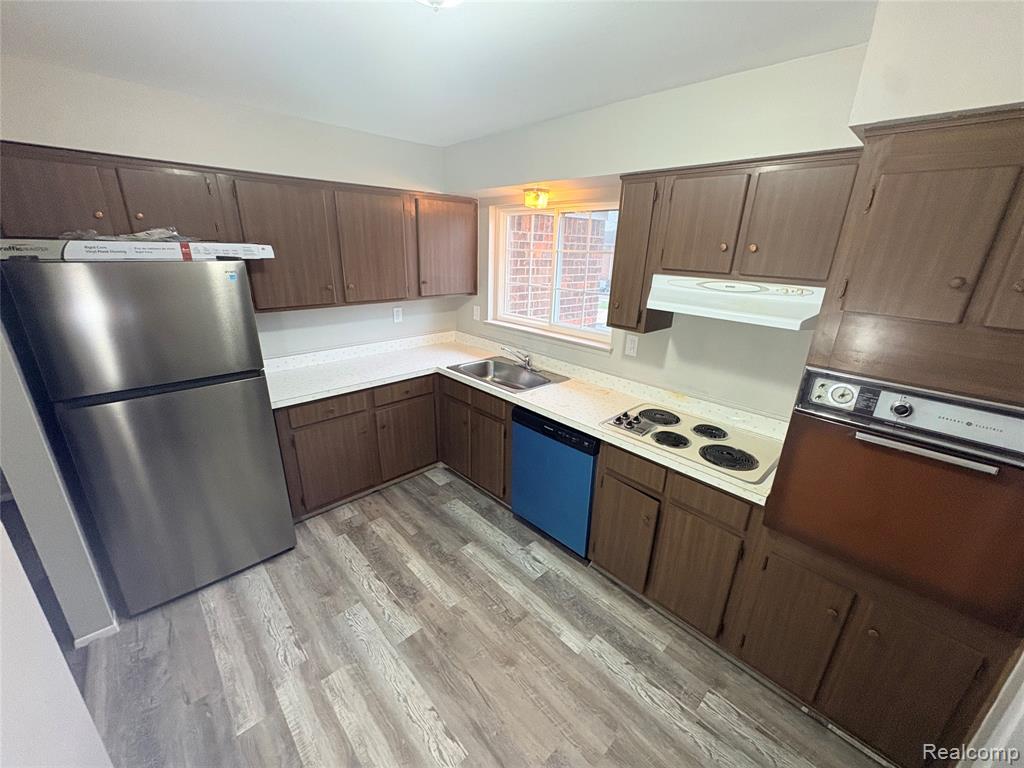 25364 Shiawassee Circle Property Photo 10