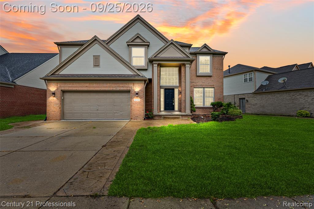 49385 Central Park E Property Photo 1