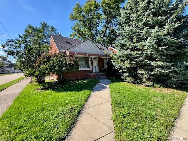 24503 Brittany Avenue Property Photo 1