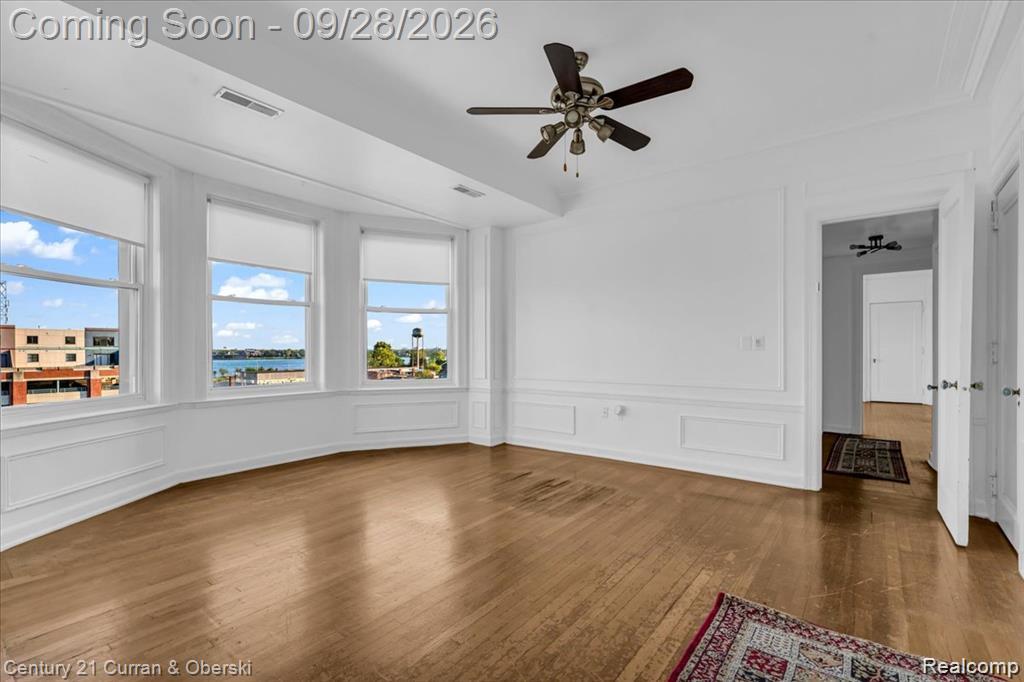 2900 E Jefferson Avenue Property Photo 6