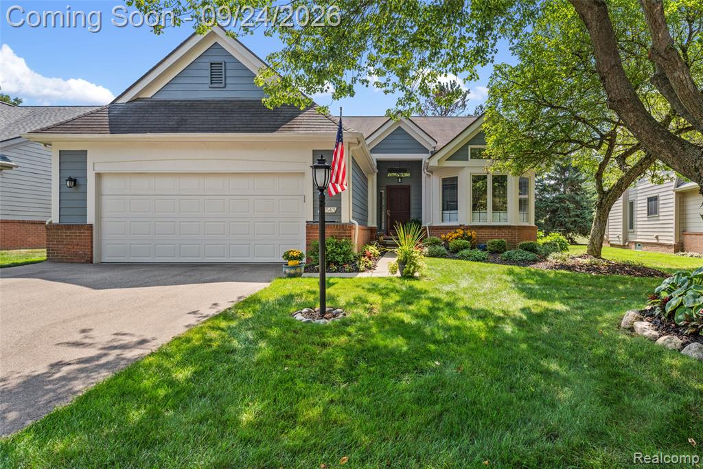 47543 Arbor Trail Property Photo 1