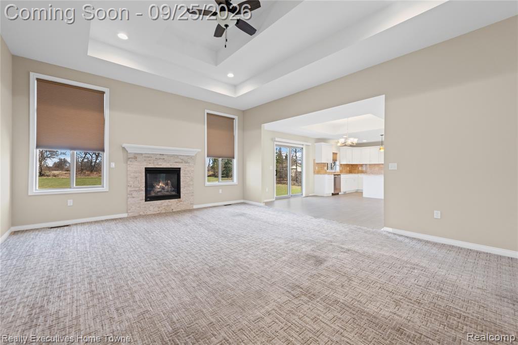7285 Wood Pointe Drive Property Photo 13
