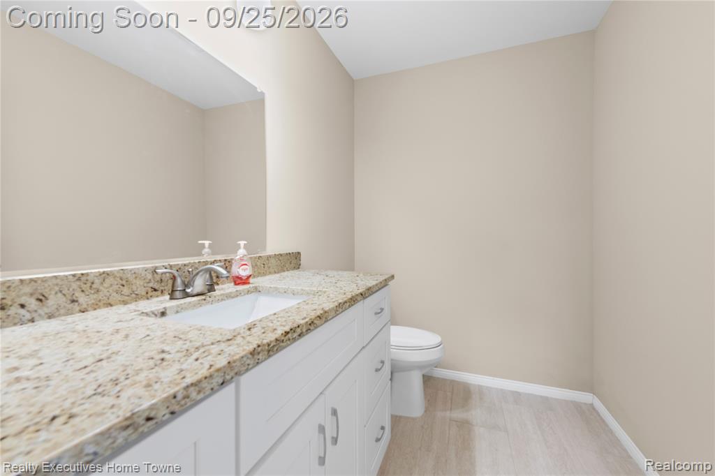 7285 Wood Pointe Drive Property Photo 21