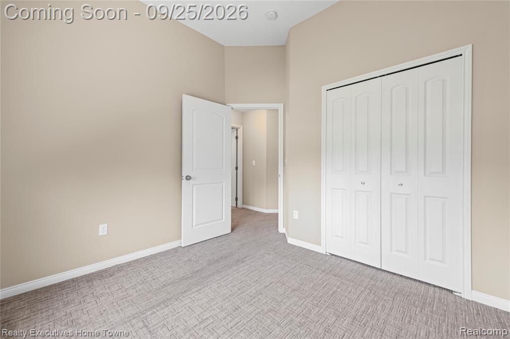 7285 Wood Pointe Drive Property Photo 27