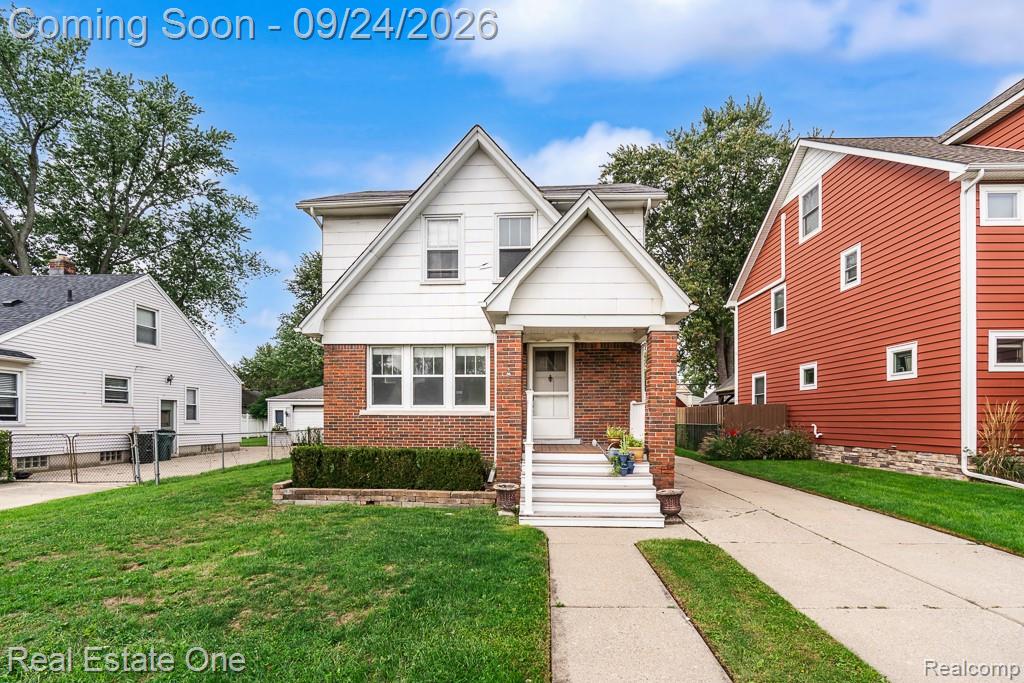 3137 Royal Avenue Property Photo 1