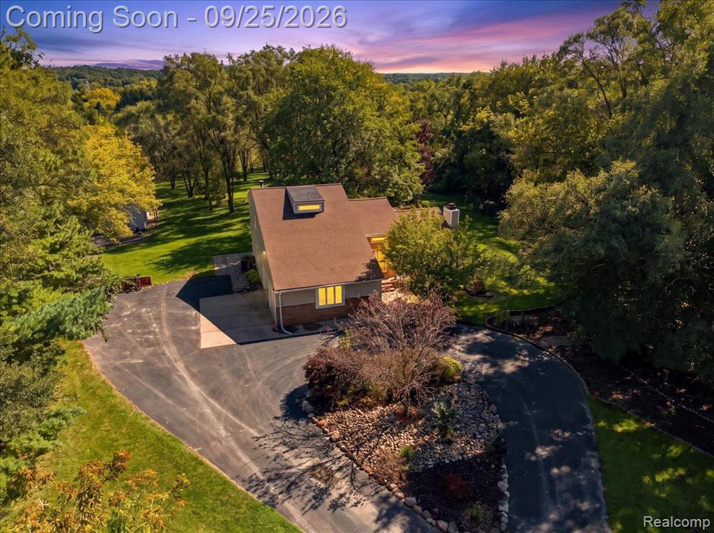 2605 Childs Lake Road Property Photo 1