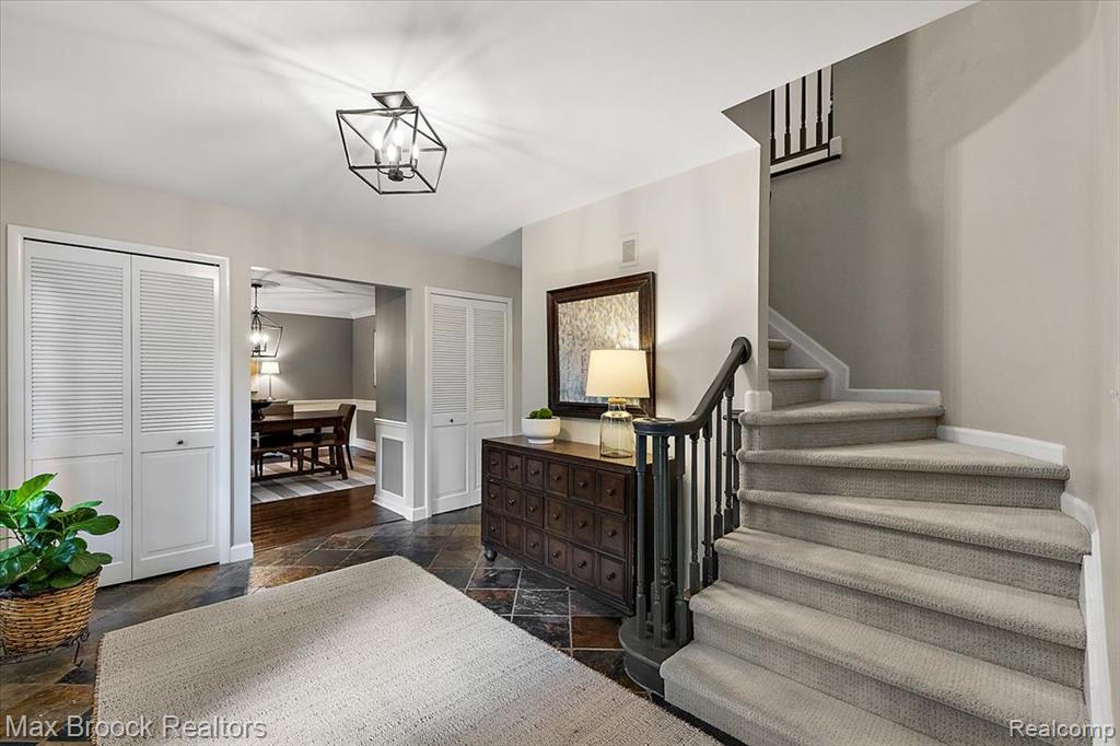 545 Whitehall Road Property Photo 4