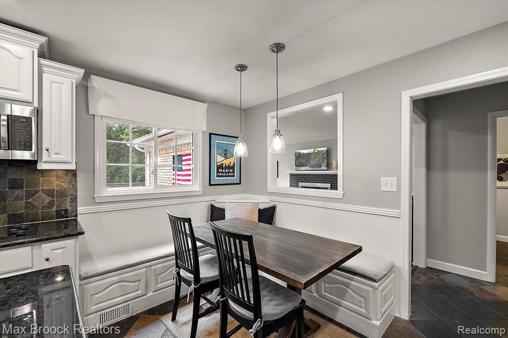 545 Whitehall Road Property Photo 8