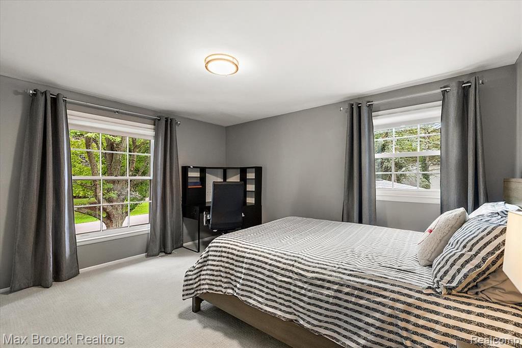 545 Whitehall Road Property Photo 22