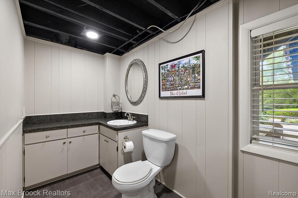 545 Whitehall Road Property Photo 29