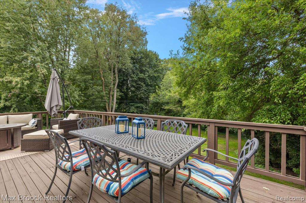 545 Whitehall Road Property Photo 31