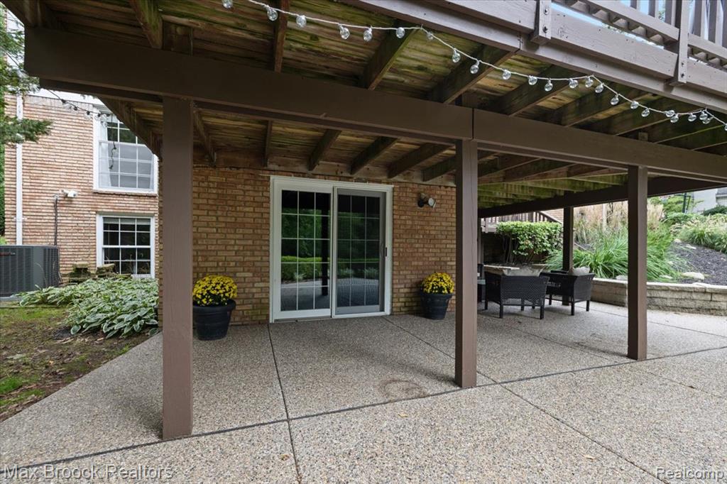 545 Whitehall Road Property Photo 33