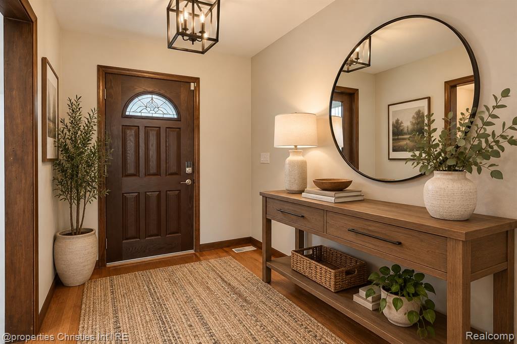 4030 Textile Road Property Photo 5