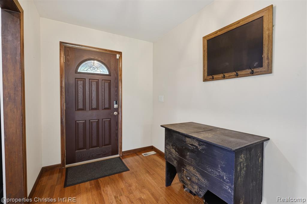 4030 Textile Road Property Photo 12