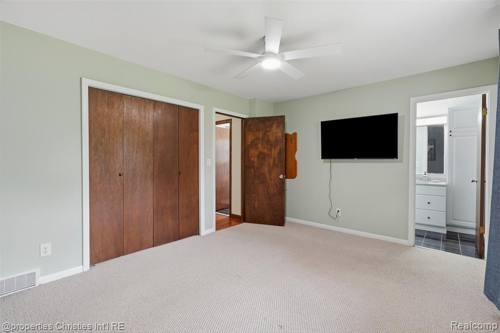 4030 Textile Road Property Photo 26