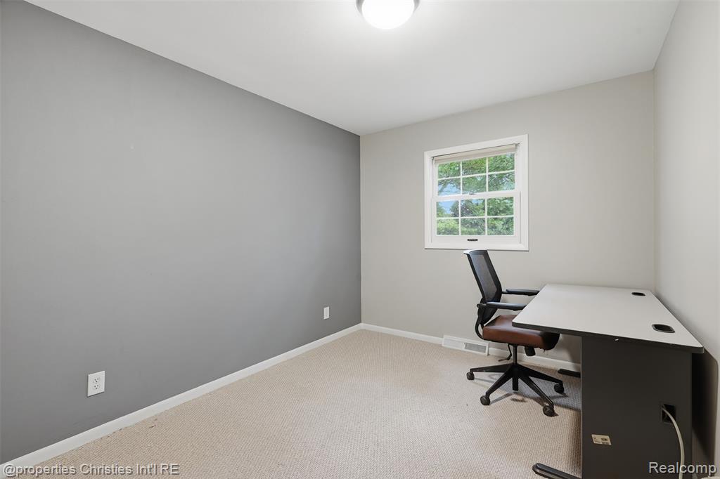 4030 Textile Road Property Photo 29