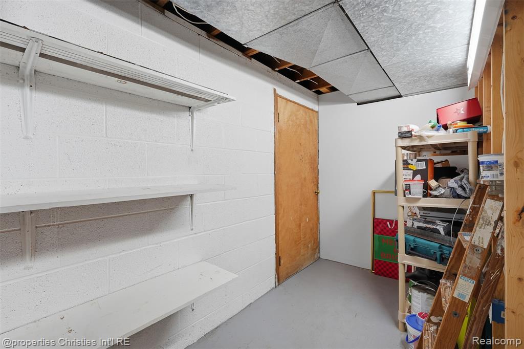4030 Textile Road Property Photo 40