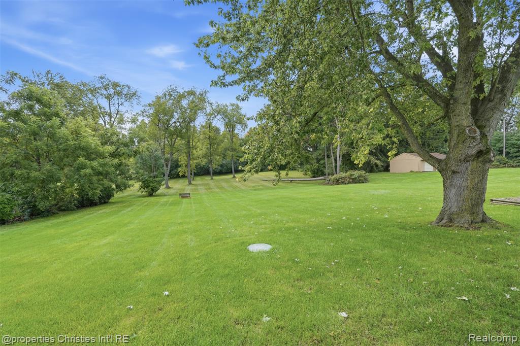 4030 Textile Road Property Photo 48